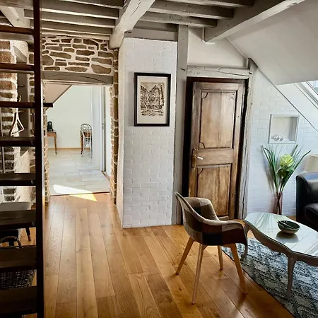 Le Relais Des Ducs : Centre Historique Apartament