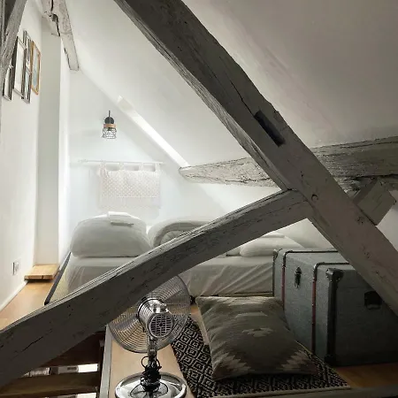 Apartamento Le Relais Des Ducs : Centre Historique *