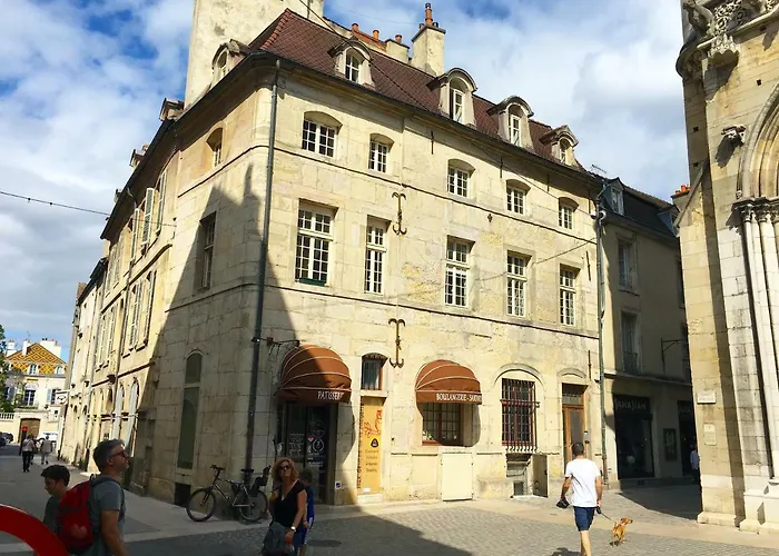 Appartement Le Relais Des Ducs : Centre Historique *